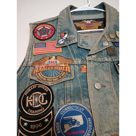 Vintage 90s Men’s Harley Davidson Denim Vest Large Patches 33 Patches + Pins - Picture 5 of 16
